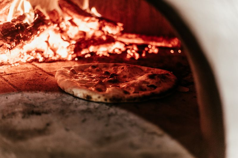 Dewey's pizza lunch special deal